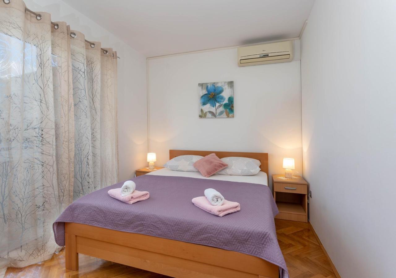 Apartment Tasina Хвар Екстер'єр фото