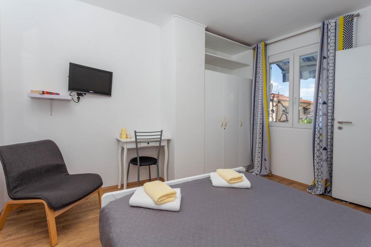 Apartment Tasina Хвар Екстер'єр фото