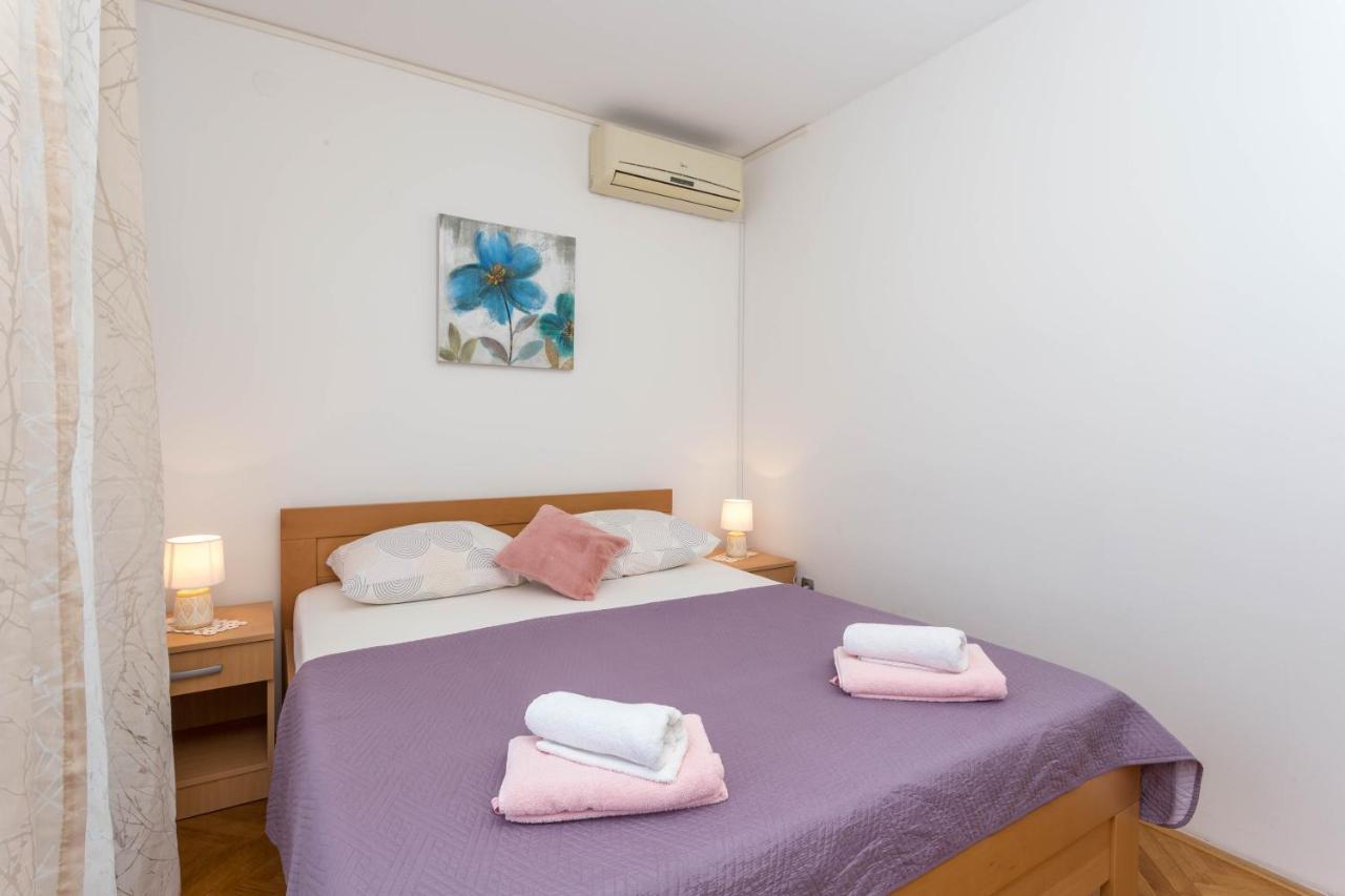 Apartment Tasina Хвар Екстер'єр фото