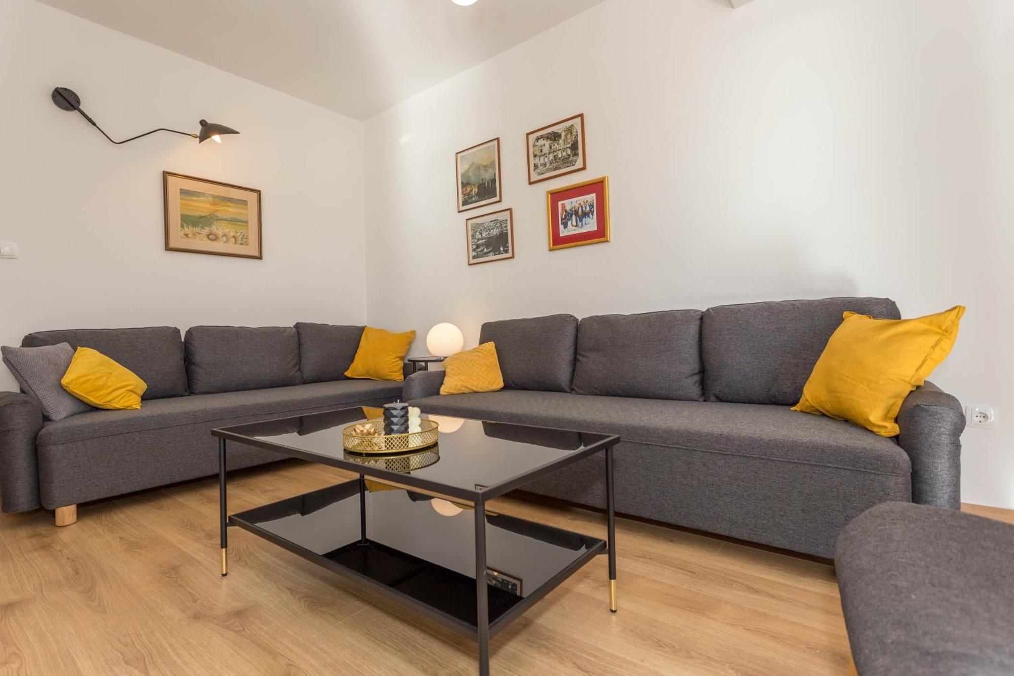 Apartment Tasina Хвар Екстер'єр фото